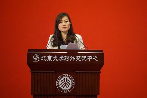 如何从事外交工作 1465864056531_%E4%BE%AF%E8%89%B3%E7%90%AA%E5%89%AF%E5%8F%B8%E9%95%BF%E8%AE%B2%E5%BA%A7.jpg
